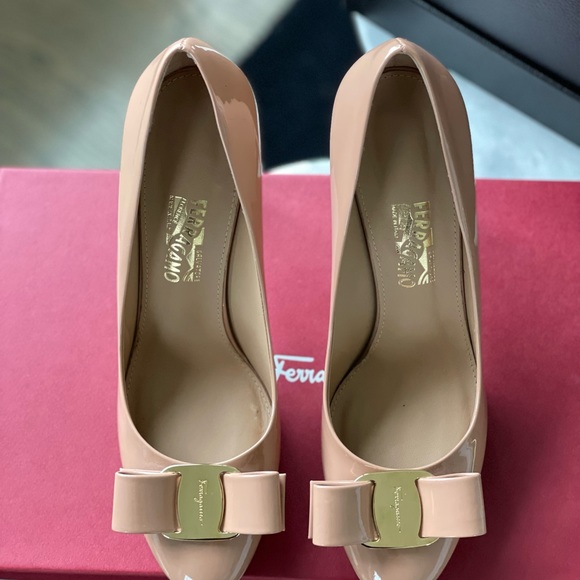 Salvatore Ferragamo Osimo Heels in New Blush Patent - Picture 8 of 8